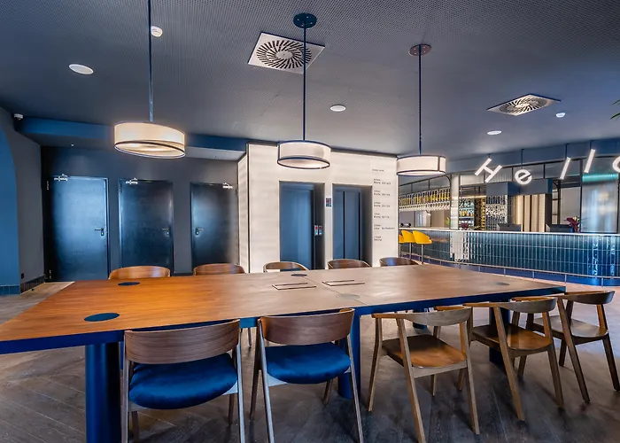 Chic&Basic GravityHotel Porto